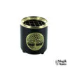 Un brûleur d'encens cylindrique noir avec un motif doré de la Fleur de Vie, posé sur un fond blanc épuré. L'image est une vue frontale du produit pour une clarté optimale.